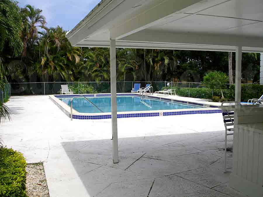 Palm Royal Community Pool